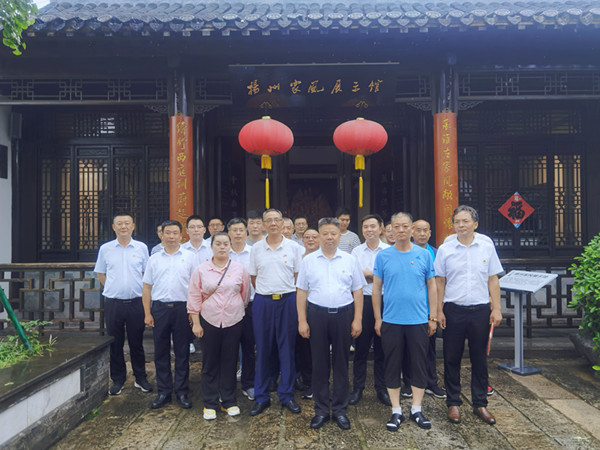 高郵粵海開展黨紀(jì)學(xué)習(xí)實(shí)景教育暨主題黨日活動(dòng) (2)_副本.jpg
